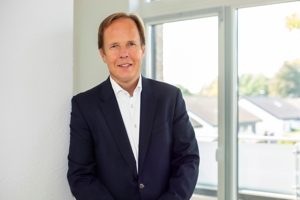 Volker Twachtmann, Hechler und Twachtmann Immobilien GmbH
