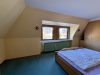 Familienidyll im Grünen – Wohnhaus mit gemütlicher Einliegerwohnung - Elternschlafzimmer
