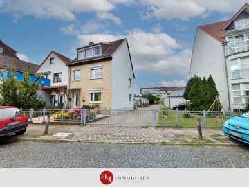 Attraktive Baulücke mit Altbestand in Osterfeuerberg, 28219 Bremen, Wohngrundstück