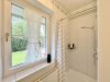 Exklusives Wohnhaus mit Büro und traumhaftem Schwimmteich! - Gäste-WC mit Dusche