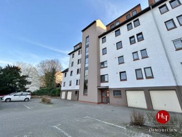 Mitten in Brinkum – frisch renovierte drei Zimmer ab sofort verfügbar!, 28816 Stuhr, Etagenwohnung