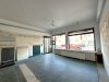 Renovierung vor Bezug – gestalten Sie diese attraktive Fläche mit! - Ladenfläche mit Blick zum Schaufenster