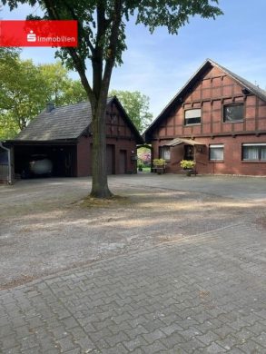 +++ Landhausidylle mit Charme – Zweifamilienhaus mit Fachwerkcharakter auf Traumgrundstück +++, 49699 Lindern, Zweifamilienhaus