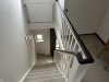 Solides Einfamilienhaus mit Ausbaureserve zu verkaufen - Treppe
