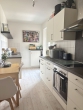 Helle Drei-Zimmer-Wohnung in zentraler Lage mit Einbauküche und zwei Balkonen! - Küche