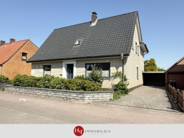 Familienfreundlich wohnen auf großem Grundstück, 28816 Stuhr, Einfamilienhaus