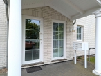 Attraktive EG-Wohnung mit Garten und Terrasse - Eingangsbereich
