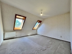 Wohnen, spielen und gestalten – Reihenendhaus mit Garage! - Schlafzimmer 1, DG