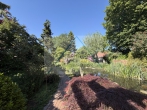 Schönes Einfamilienhaus mit großem Garten in zentraler Lage - Garten