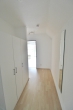 Begehrte Lage – gemütliche Singlewohnung mit Einbauküche und Carport! - Flur