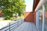 Begehrte Lage – gemütliche Singlewohnung mit Einbauküche und Carport! - Balkon
