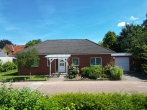 Ideal für das Paar: Ebenerdiger Bungalow von 2005 - Ansicht Haupteingang