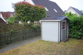 Vermietete 2-Zimmer-Wohnung mit ca. 80 m² Wohnfläche, Garten & Tiefgarage in Kirchweyhe - Gartenhütte