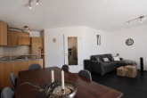 Helle 2-Zimmer Wohnung mit zwei Balkonen in Stuhr-Brinkum - Wohnzimmer