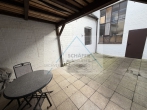 Zweifamilienhaus mit angeschlossener KFZ-Werkstatt - überdachte Terrasse