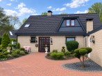 1-2 Familienhaus Ortskern Heiligenrode mit 1a Lage neben der Mühlenwiese und über 50 Jahre im Familienbesitz - Haus