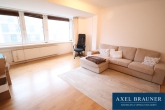Stephanieviertel: Großzügige 3-Zimmer-Wohnung in der Bremer Altstadt - Wohnzimmer