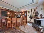 Exklusives Wohnhaus mit Büro und traumhaftem Schwimmteich! - Bar mit Kamin