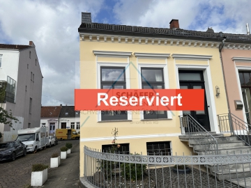 Schöne Doppelhaushälfte in bevorzugter Lage von Bremen, 28203 Bremen, Doppelhaushälfte