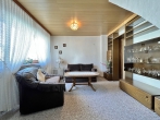 Doppelhaushälfte mit viel Potenzial! - Wohnzimmer Haus 1