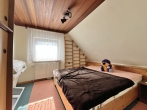 Doppelhaushälfte mit viel Potenzial! - Zimmer2 OG Haus 1