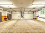 Exklusives Architektenhaus mit großzügigem Wohnkonzept - Garage