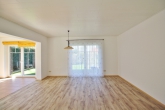 Alles was das Herz begehrt – traumhafter Bungalow in Bestlage von Leeste! - Wohnbereich