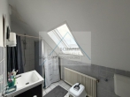 4 Zimmer-Wohnung im Dachgeschoss - Bad
