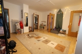 Voll vermietetes 4‑Familienhaus - Flur OG links
