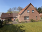 Ländlich gelegenes Einfamilenhaus mit Ausbaureserve - Garten