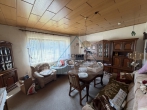 Ländlich gelegenes Einfamilenhaus mit Ausbaureserve - Wohnzimmer