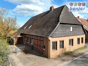 Handwerker gesucht: Sanierungsbedürftiges Wohnhaus wartet auf Ihre kreativen Ideen!, 27305 Bruchhausen-Vilsen, Einfamilienhaus