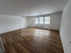Familienfreundlich & Modern 4-Zimmerwohnung in ländlicher Lage - Wohnzimmer