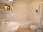 Buntentor 3-Zimmer-ETW mit Balkon, Garage, ruhige Lage - Badezimmer