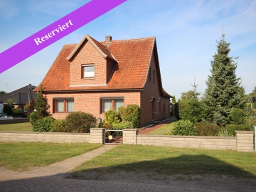 RESERVIERT! Viel Platz für Ihre Ideen: EFH mit großem Potenzial in ruhiger Randlage, 28844 Weyhe, Einfamilienhaus