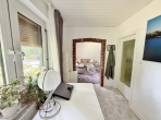 Top-Lage! Zwei Häuser, toller Garten, teilbar oder zusätzliche Rendite! - 1. Haus – EG / Büro