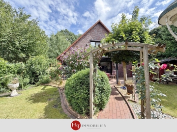 Top-Lage! Zwei Häuser, toller Garten, teilbar oder zusätzliche Rendite!, 27751 Delmenhorst, Haus