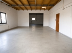 Renditeobjekt mit Gewerbehalle in Weyhe-Erichshof - Halle Innenansicht