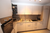 Neuwertige Wohnung mit Aufzug & Garage - Küche