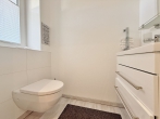 Geschmackvoller Bungalow mit Garage und moderner Technik! - Gäste-WC