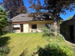Familienfreundliches Wohnhaus in ruhiger Lage in Barrien - Gartenansicht