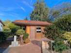 Ein- bis Zweifamilienhaus mit Gartenidylle in Weyhe - Gartenhaus
