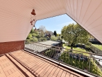 Eigennutzung mit tollem Garten und zusätzlicher Rendite! - rückwärtiges Haus / OG / große Loggia
