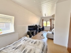 Eigennutzung mit tollem Garten und zusätzlicher Rendite! - vorderes Haus / OG / Schlafzimmer