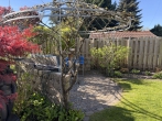 Eigennutzung mit tollem Garten und zusätzlicher Rendite! - rückwärtiges Haus / Süd-Garten
