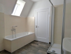Ankommen und wohlfühlen: Ihr neues Zuhause in Brinkum! - Badezimmer