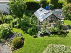 Helles, energieeffizientes Rotklinkerhaus in ländlicher Idylle mit großem Garten - Gewächshäuschen
