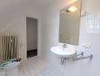 Ruhige 3-Zimmer-Dachgeschosswohnung in Syke-Ristedt - Badezimmer