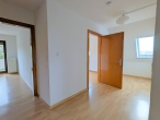 Ruhige 3-Zimmer-Dachgeschosswohnung in Syke-Ristedt - Flur