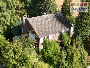 Raum für neue Ideen: Repräsentatives Zweifamilienhaus in dörflicher Lage, 27305 Bruchhausen-Vilsen, Zweifamilienhaus